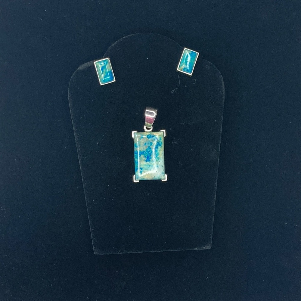 Turquoise Earrings and Pendant